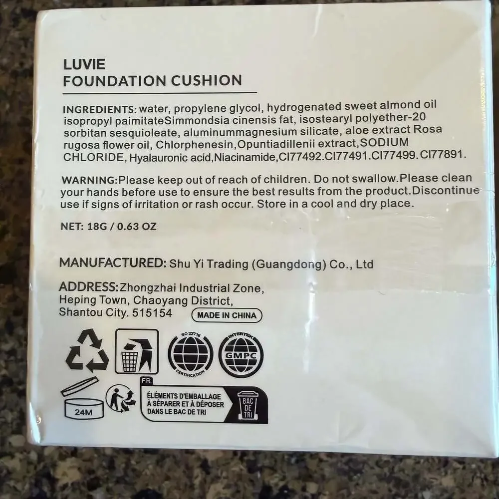 Luvie Foundation Cushion Glow Ivory 18g